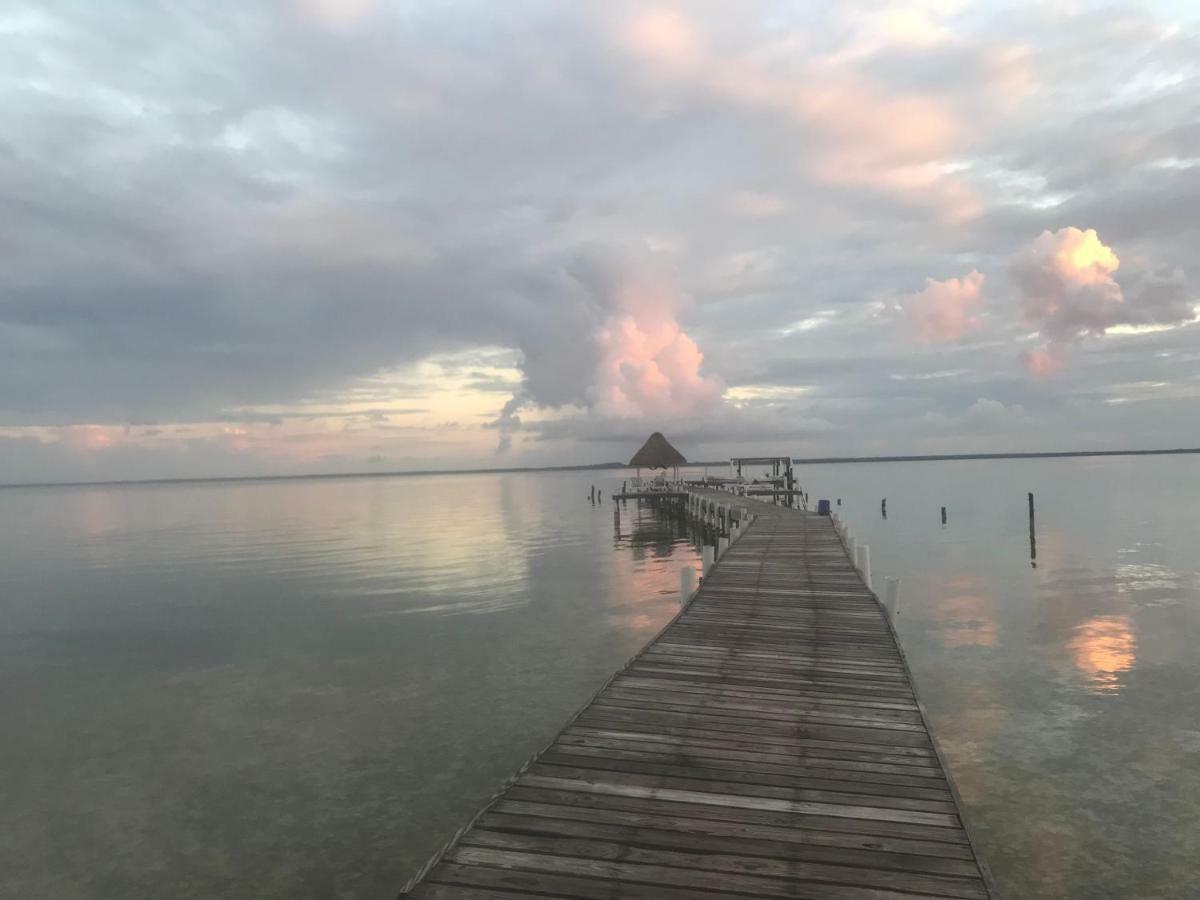 Tilt-Ta-Dock Resort Belize Corozal Exterior foto